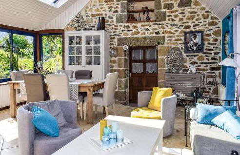 Awesome Home In Trézélanbégard - Foto 31