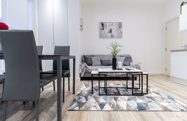 Harwoods Road Watford Apartments - Foto 14