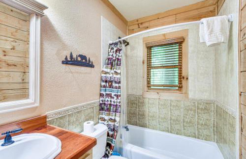 Expansive Sky Valley Lodge with Mountain Views! - Foto 14