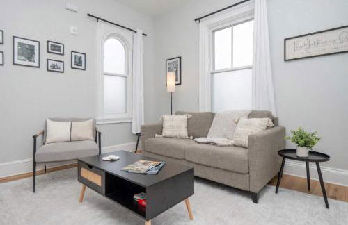 Jennifer's Stylish & Modern Broadway Getaway - Foto 10