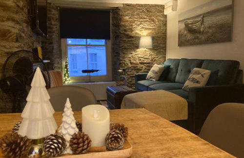 FROM BBC1s BEYOND PARADISE - - Prospect House - - 17th Century Character COTTAGE - - CONNECTING APARTMENTS - - Kids Bunk Room - - Free Public Parking - Foto 43