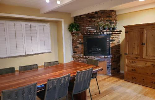 Westside Retreat w Yard, Grill, Hot Tub, Near Sofi Stadium, LAX, and the Beach - Foto 11