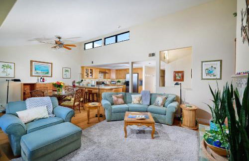 Coastal Luxury with Panoramic Ocean View - Foto 11