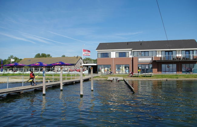 Exclusive Apartment on the Ground Floor Directly Located on the Water - Foto 32