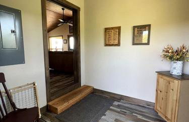 Charming Cabin with Mountain Views Near Madison River in Ennis, Montana - Foto 14