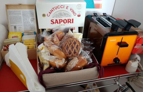 Bright and lovely private apartment in Milan - Photo 80