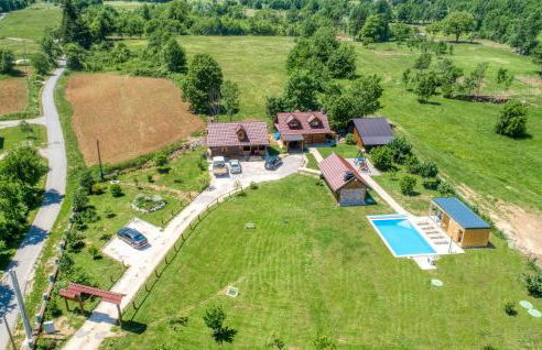 Nice Home In Gospic With Sauna - Photo 9