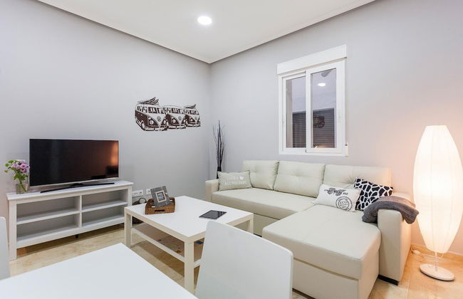 Charming Apt. Historic District - Sol - Photo 19