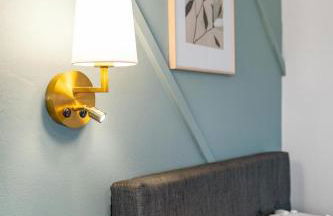 Stylish coastal retreat with Heated Saltwater pool - Foto 35