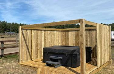 Barn Owl Lodge with Hot Tub - Adults Only - Foto 9