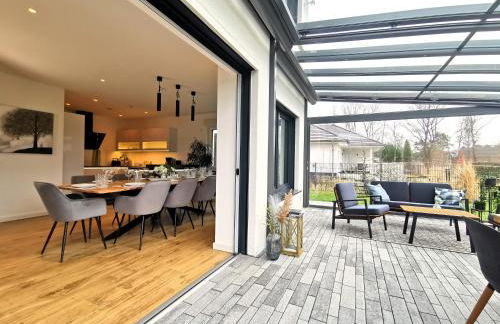 BohnApartments Luxury Villa Berlin - 210qm - Wintergarten - Kamin - 4 kostenlose Parkplätze - 6 Schlafzimmer - Neubau - Luxusausstattung - Foto 15