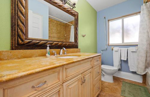 4bd 2ba Waterfront House with Pool, Hot Tub & Boat! - Foto 5