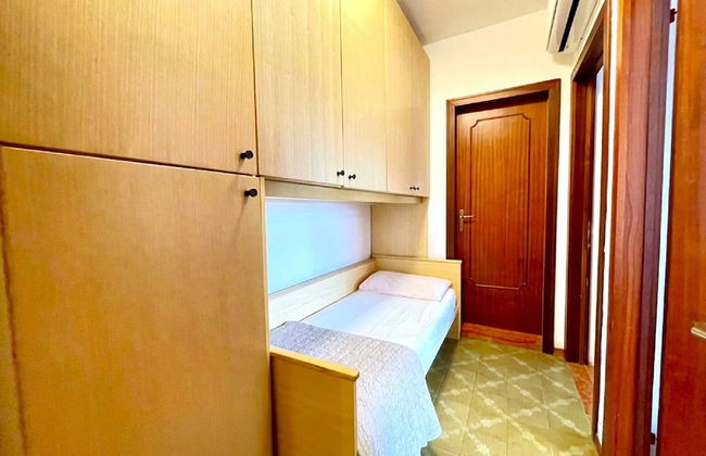 Apartment in Porto Santa Margherita by Sea - Photo 2