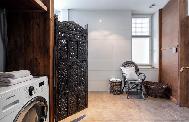 Historical Downtown Home with Parking and Steam Sauna - Photo 15