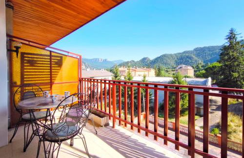 Vall de Lord, terraza con vistas a la montaña - Foto 18