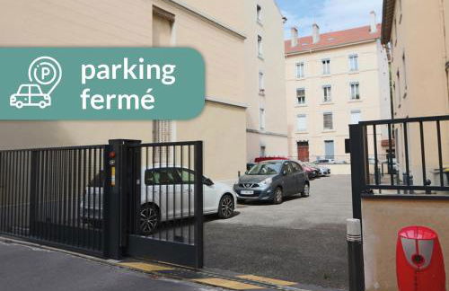 Cosy Appartement Lyon Valmy - parking - Foto 15
