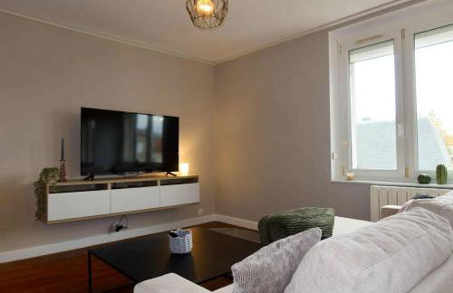 Appartement Cosy avec Balnéo - Tout à pied - Foto 25