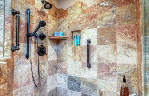 Eagle View Escape - Private Lakefront Estate - Foto 25