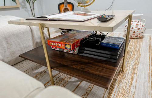 Entire Private Home with 4 Bedrooms 3 Bathrooms, King Bed, Big Yard, Prime Area, Ranch Style, Available Now - Photo 51