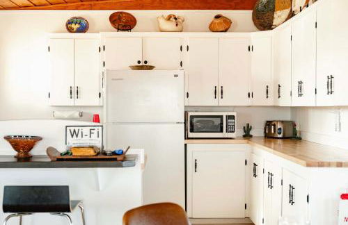 Twentynine Palms Desert Oasis with Pool and Hot Tub! - Photo 11