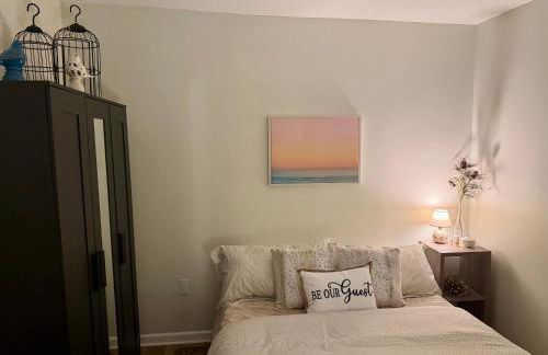 Cozy Cabin Vibe in the City - Foto 20