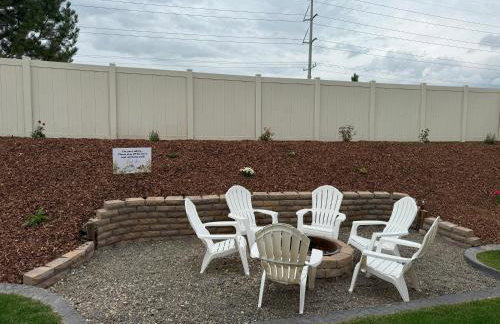 Spacious Family Retreat with Hot Tub & Home Theater - Foto 41