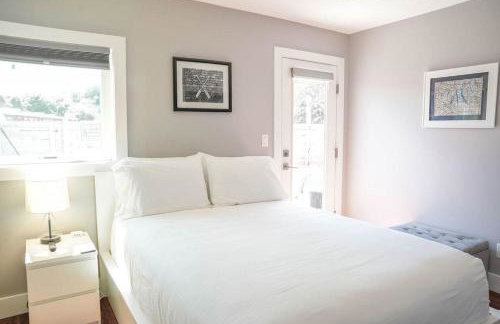 Eclipse Hot tub and billiards in Downtown Geneva - Foto 18