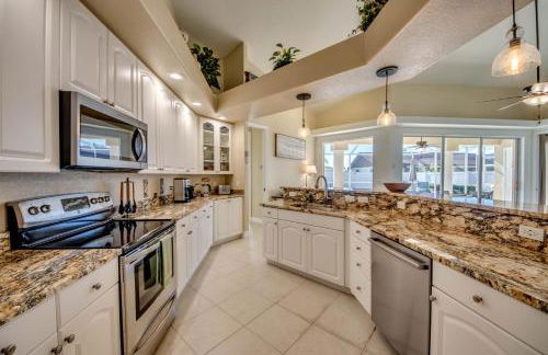 Villa-Haze, lots of privacy, solar & electric heated pool and SPA - Photo 19