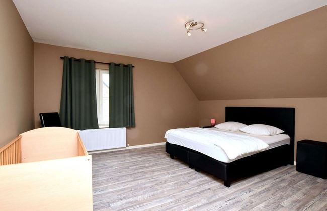 Stylish Holiday Home in Hastiere With Terrace - Foto 15