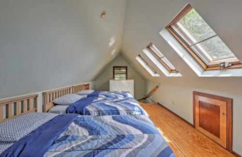 Walk to Beach! Hyannis Family Haven with Deck - Foto 19