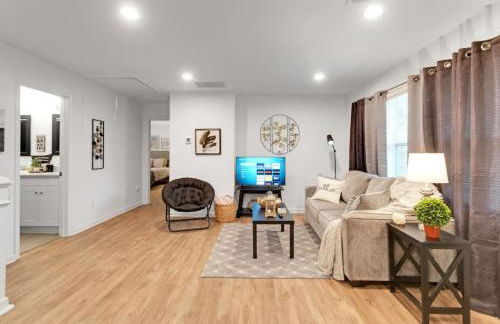 Retro Cumberland 2-Story Hangout near Six Flags - Foto 6