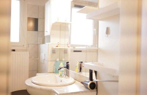 2 Zimmer Wohnung mit Küche und Terrasse - Foto 10