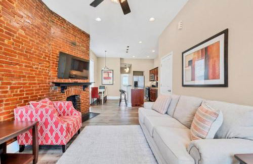 Two cozy side by side units in Tower Grove perfect for Groups STL bldg - Foto 6