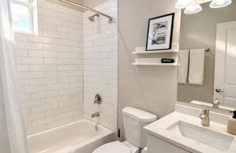 Flexhome West Town - Spacious 2BR Duplex - Foto 4