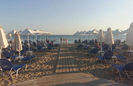 Family getaway, spacious and luxurious, sea view, terrace, 5 minutes from Voula beach, 30min from Athens center - Foto 25