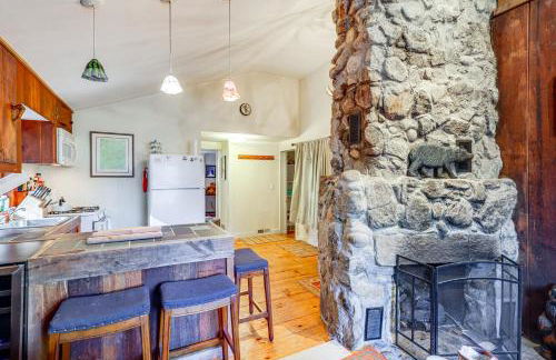 4 Mi to Stratton Mountain Resort! Cabin with Hot Tub - Foto 7