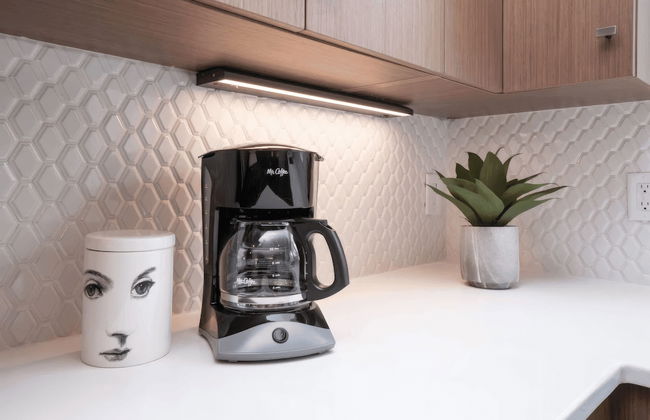 Luxe 4bdr w/ Balcony & Parking, 10 Mins to Broadway 9th Avenue by Avantstay - Foto 9