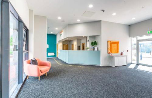 Newton Court in Newcastle - Photo 3