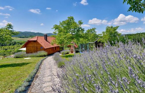 2 Bedroom Amazing Home In Lepoglava - Foto 16