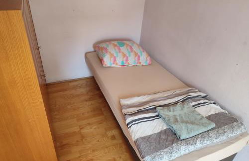 Wood Is Good! Kelkheim Central 24 7 Check In - Foto 28