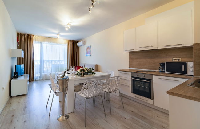 Varna South Bay Apart Complex - Photo 6