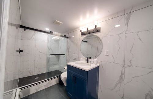 Brand New House with Huge Patio - Photo 27