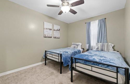 Renovated Home Perfect for Family - Foto 15