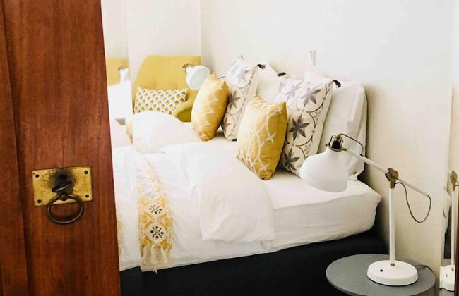 Large Retro Chic Flat 100m2 in City Center - Parking - Foto 5