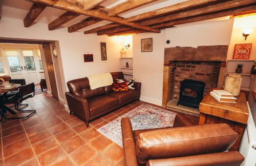 A Lovely Family Cottage in Belper - Photo 2