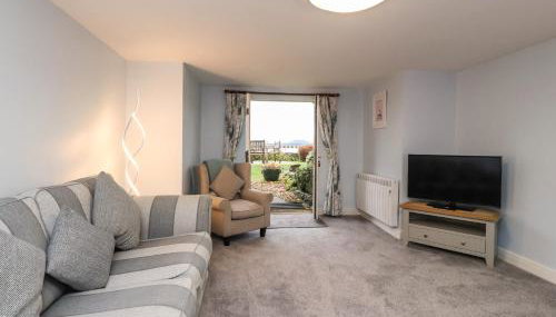 Inglewood Court - Photo 5