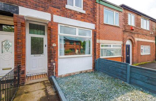 NEW! Modern 3-Bed House, Free Parking, Fast Wi-Fi & Easy Manchester Access - Foto 9