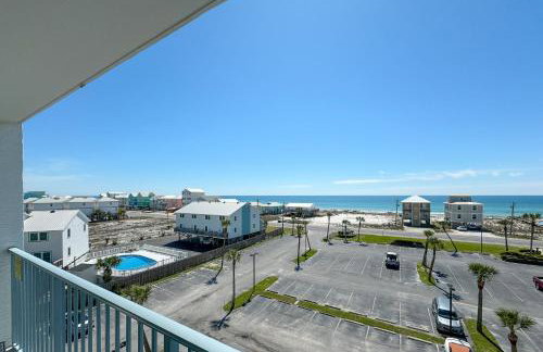 1br/1ba Sleeps 4 Near Beach w/ Breathtaking Ocean Views - Photo 48