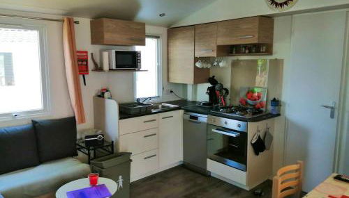 Bungalow charmant à Condrieu avec piscine partagée conviviale - Foto 3