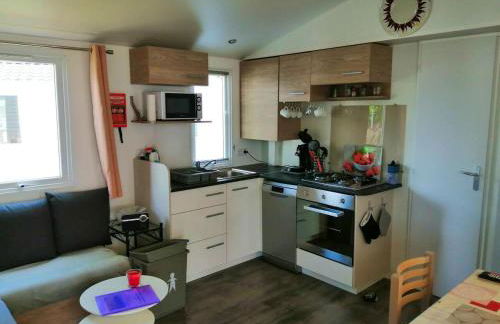 Bungalow charmant à Condrieu avec piscine partagée conviviale - Foto 3